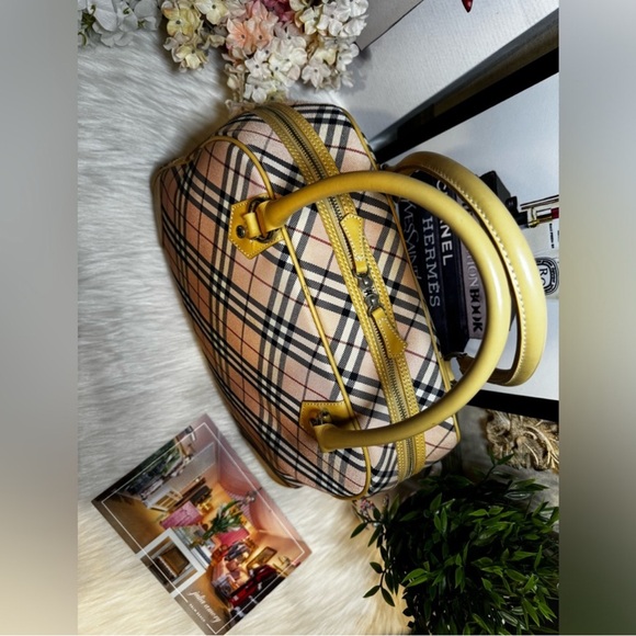 BURBERRY Large PINK BOSTON - Picture 3 of 14